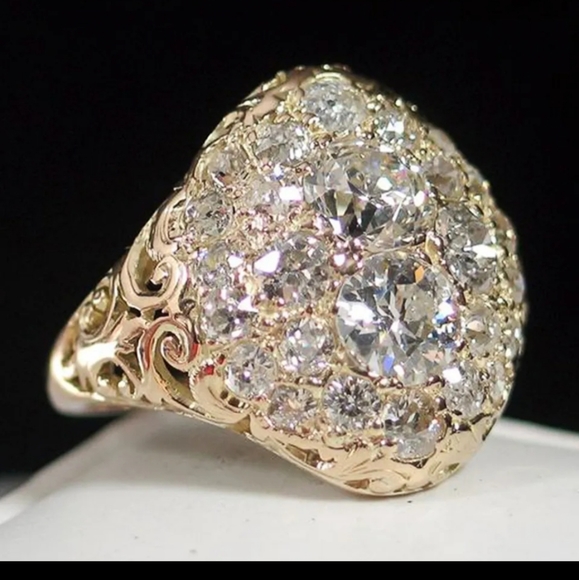 COPY - Nwt's  18k gold ring with Lab diamonds! - Picture 1 of 3